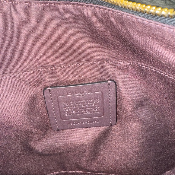 Coach Ellie File Bag Pebbled Leather/Gold/Black - Picture 10 of 14